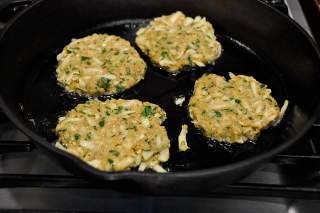 Kohlrabi fritters dsc 31221 web